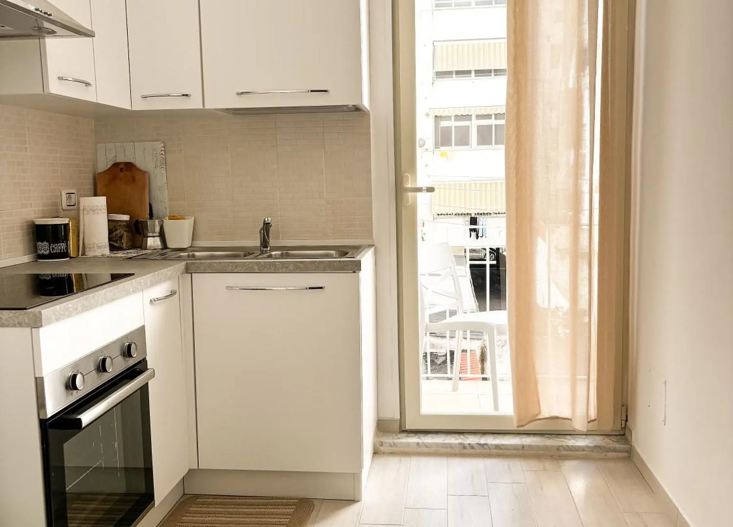Appartamento Ammobiliato Zona Centrale Bari Italy